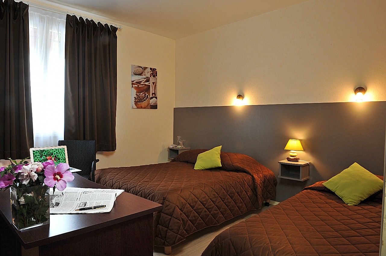 Logis Hotel Le Prieure Saint-Marcel  Exterior photo