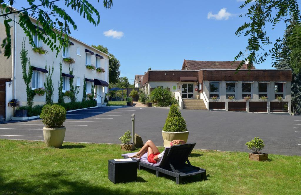 Logis Hotel Le Prieure Saint-Marcel  Exterior photo