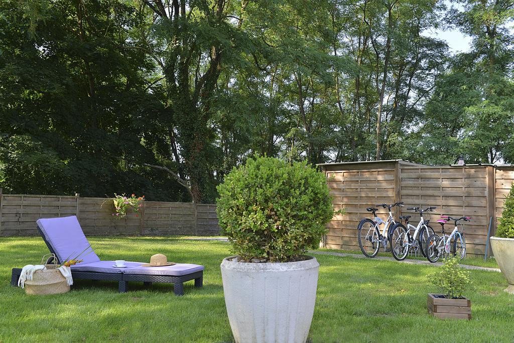 Logis Hotel Le Prieure Saint-Marcel  Exterior photo